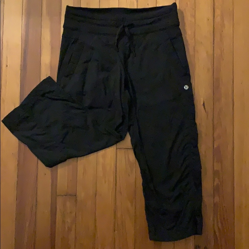Lulu Lemon Capri Pants